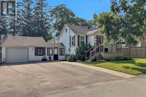 4 ALBERT STREET  Whitchurch-Stouffville, ON L4A 4H1