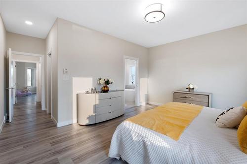 1892 Mccreary Road, Winnipeg, MB 