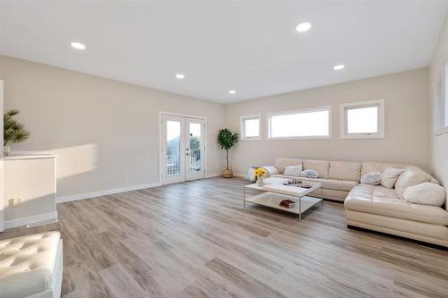 1892 Mccreary Road, Winnipeg, MB 