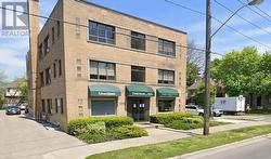 L2 - 2842 BLOOR STREET W  Toronto, ON M8X 1B1