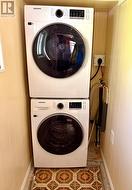 Main level Laundry - 