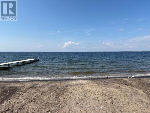 2 min walk to the sandy Beach - 1987 Champlain Road, Tiny, ON 