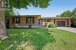 19 JESSIE DRIVE  Perth, ON K7H 3J8