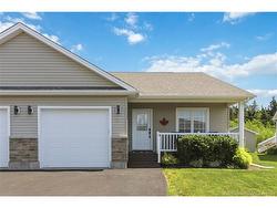 37 Golden ST Moncton, NB E1G 5T3