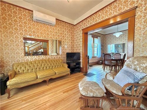 539 Queen St, Bathurst, NB 