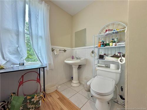 539 Queen St, Bathurst, NB 