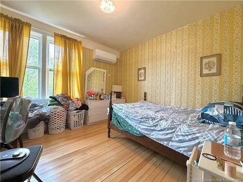 539 Queen St, Bathurst, NB 