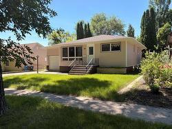34 Elm Street  Melita, MB R0M 1L0