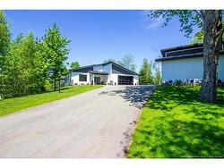 11 Robert Ross BLVD  Hampton, NB E5N 0E2