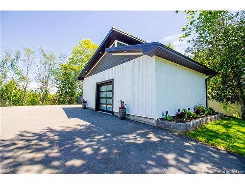 11 Robert Ross Blvd, Hampton, NB 