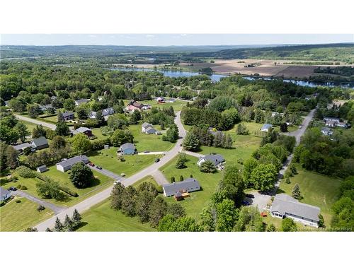 29 Trail Dr, Island View, NB 