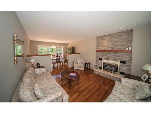 29 Trail Dr, Island View, NB 