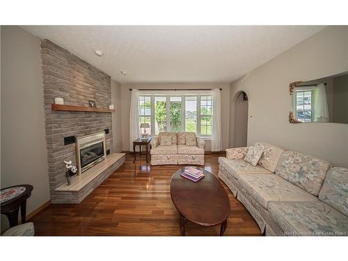 29 Trail Dr, Island View, NB 