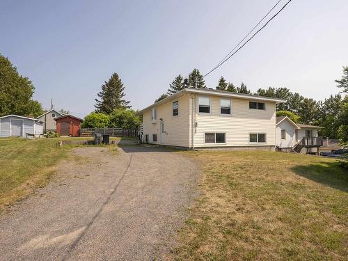 40 Lawrence Ave  Thunder Bay, ON P7A 6X5