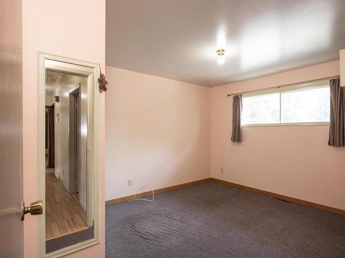 40 Lawrence Ave, Thunder Bay, ON - Indoor Photo Showing Other Room
