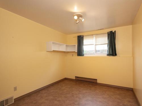 40 Lawrence Ave, Thunder Bay, ON - Indoor Photo Showing Other Room