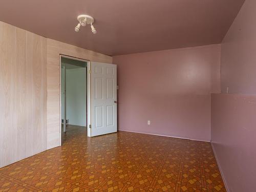 40 Lawrence Ave, Thunder Bay, ON - Indoor Photo Showing Other Room