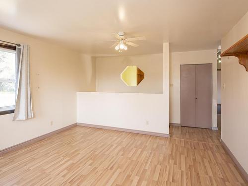 40 Lawrence Ave, Thunder Bay, ON - Indoor Photo Showing Other Room