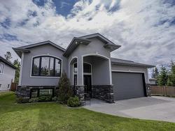 740 WOODCREST RD  Thunder Bay, ON P7G 1J2