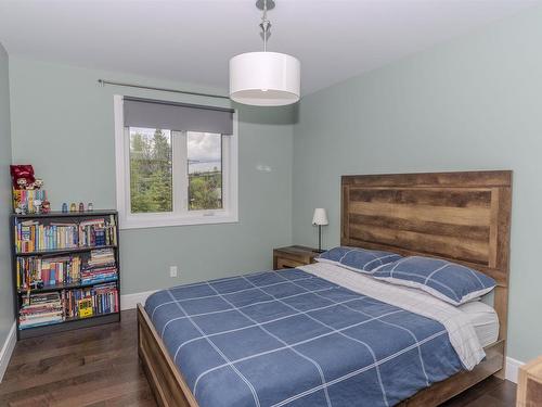 740 Woodcrest Rd, Thunder Bay, ON 