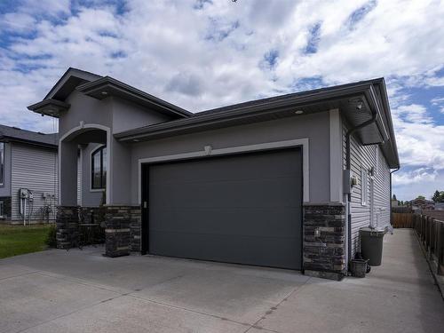 740 Woodcrest Rd, Thunder Bay, ON 