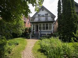 434 Norah Street South Thunder Bay, ON P7E 1N9