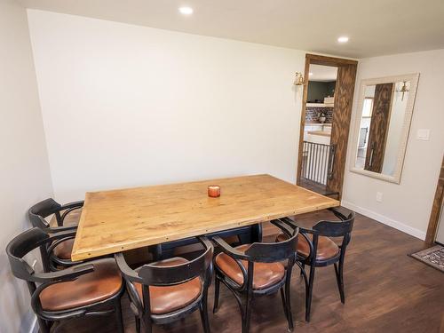 20 Union School Road S, Neebing, ON - Indoor Photo Showing Dining Room
