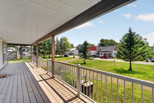 Balcon - 128 Route 138A, Godmanchester, QC 