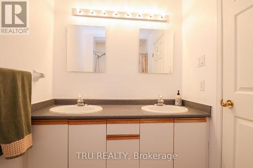 186 Daventry Crescent, Ottawa, ON - Indoor Photo Showing Bathroom