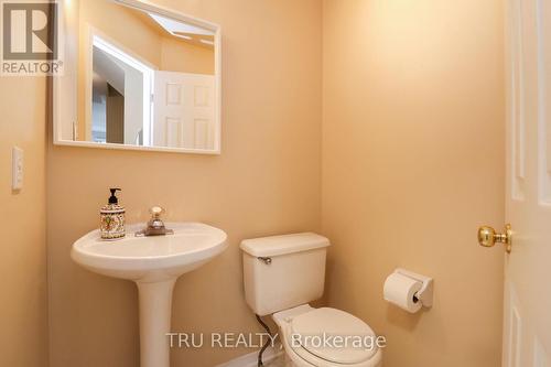 186 Daventry Crescent, Ottawa, ON - Indoor Photo Showing Bathroom