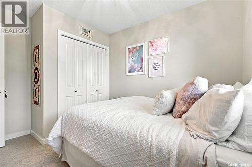 163 135 Ashworth Crescent, Saskatoon, SK - Indoor Photo Showing Bedroom
