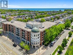 424 - 1733 QUEEN STREET E  Toronto, ON M4L 6S9