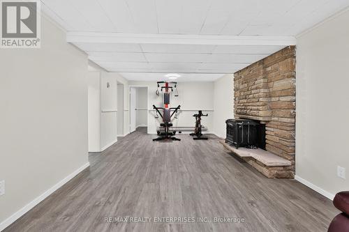 975 Cresthampton Lane, Mississauga, ON - Indoor With Fireplace