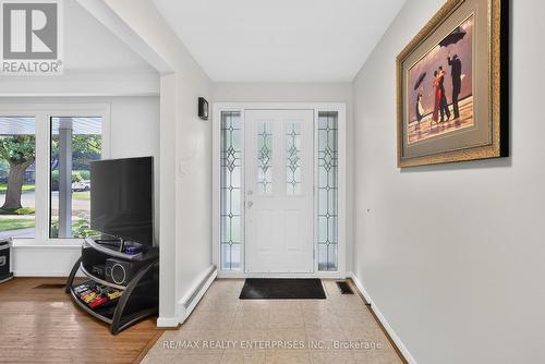 975 Cresthampton Lane, Mississauga, ON - Indoor Photo Showing Other Room