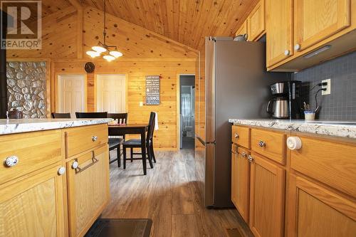 30A Stoney Point Rd, Batchawana Bay, ON - Indoor Photo Showing Kitchen