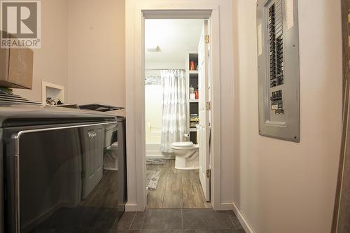 30A Stoney Point Rd, Batchawana Bay, ON - Indoor Photo Showing Laundry Room