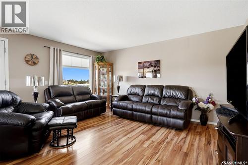 303 6709 Rochdale Boulevard, Regina, SK - Indoor Photo Showing Living Room