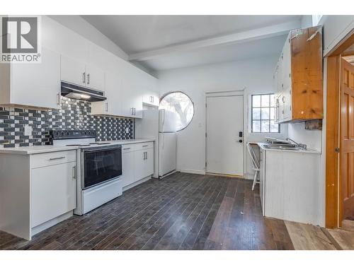 3422 Broadview Road, West Kelowna, BC - Indoor Photo Showing Kitchen