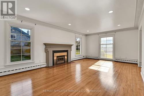 1603 Peter Street, Cornwall, ON - Indoor Photo Showing Living Room With Fireplace
