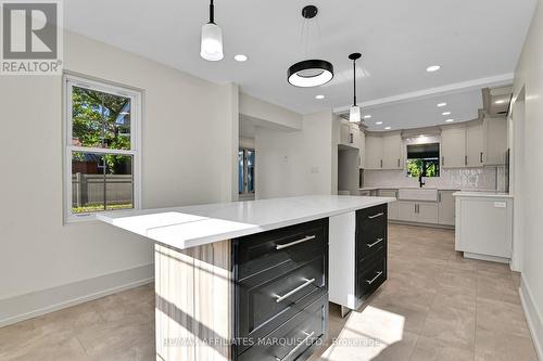 1603 Peter Street, Cornwall, ON - Indoor Photo Showing Kitchen With Upgraded Kitchen