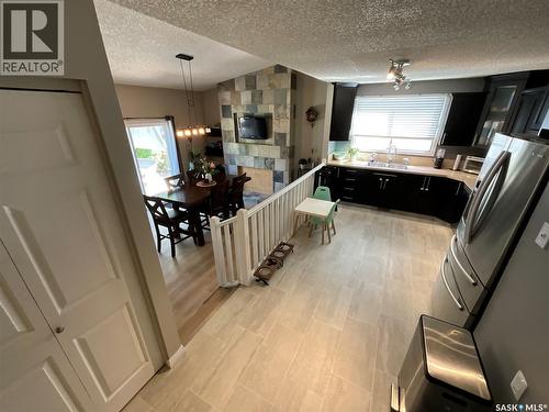 10 Mackenzie Crescent, Regina, SK - Indoor