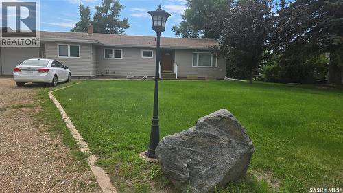 61 Moir Drive, Oxbow, SK - Outdoor