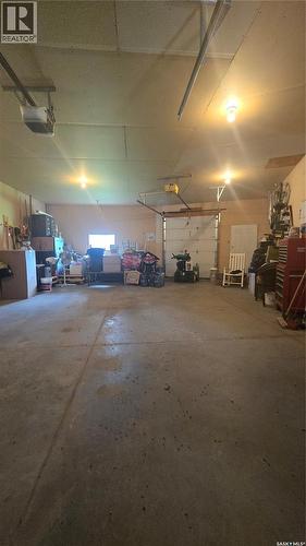 61 Moir Drive, Oxbow, SK - Indoor Photo Showing Garage