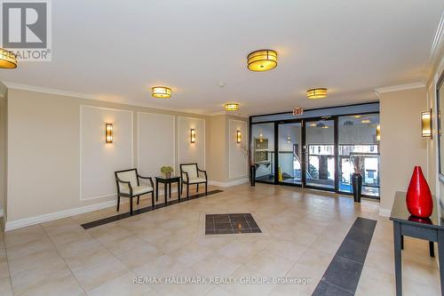 201 - 222 BRUYERE STREET , Ottawa, Ontario K1N 5E3 2