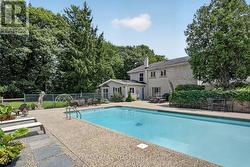 345 JERSEYVILLE ROAD W Hamilton, ON L9G 5C3