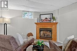 Gas fireplace in recroom - 