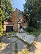 832 DAVENPORT ROAD  Toronto, ON M6G 2B6