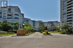 106 - 333 CLARK AVENUE W  Vaughan, ON L4J 7K4