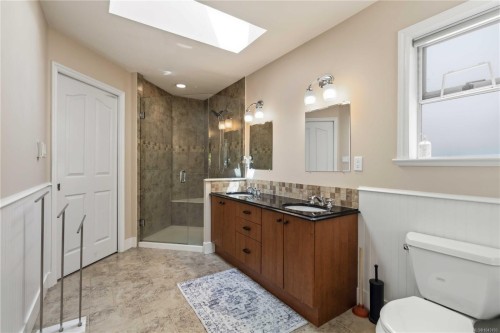 4343 Emily Carr Dr, Saanich, BC 