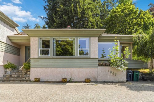 4343 Emily Carr Dr, Saanich, BC 